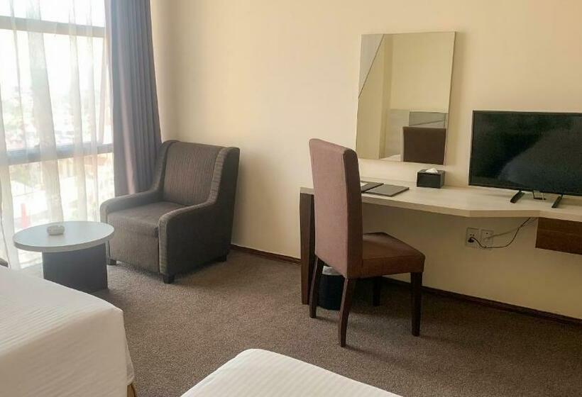 اتاق سوپریور سه تخته, Muong Thanh Dien Chau