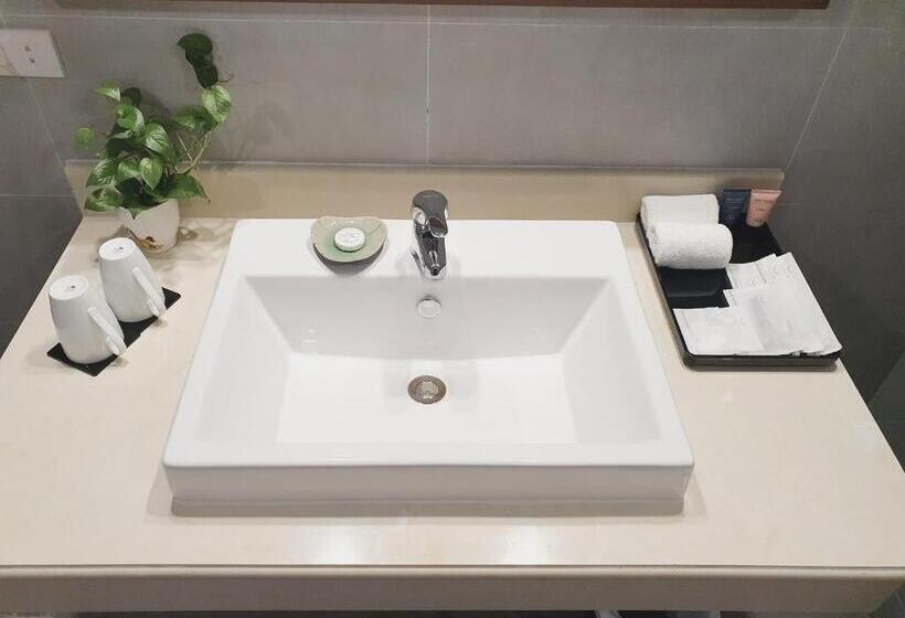 اتاق استاندارد با تخت بزرگ, Muong Thanh Dien Chau