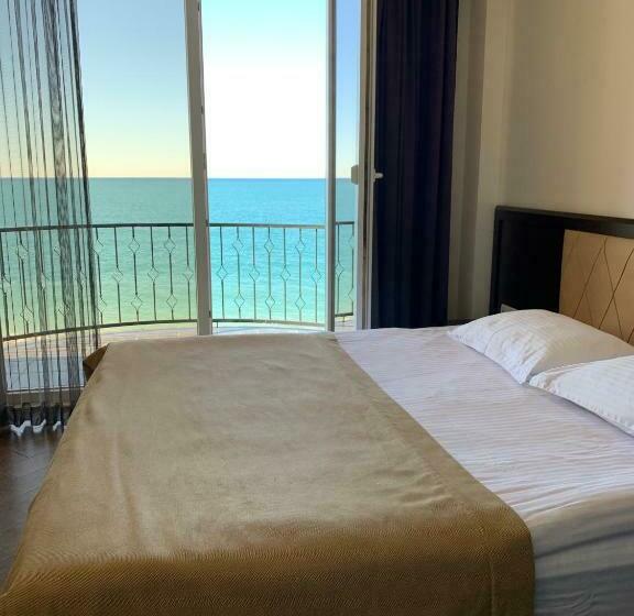 سوئیت با تخت بزرگ, Neptun Kvariati