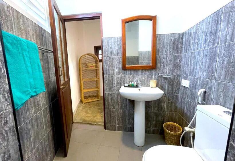 Habitació Quàdruple Estàndard, Riverside Cabanas