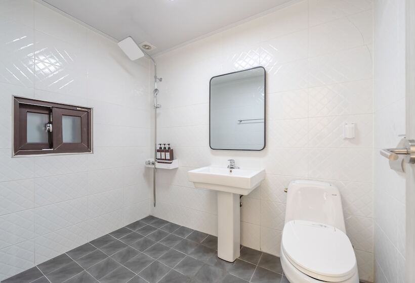 オーシャンビュースーペリアールーム, Whale S Dream