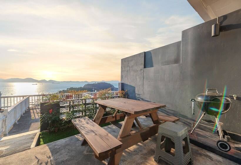 オーシャンビュースーペリアールーム, Whale S Dream