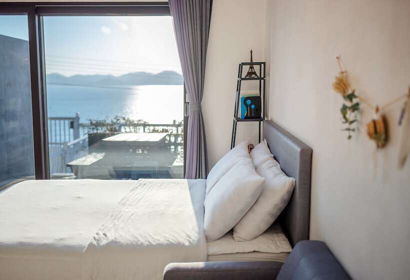 Quarto superior vista mar, Whale S Dream