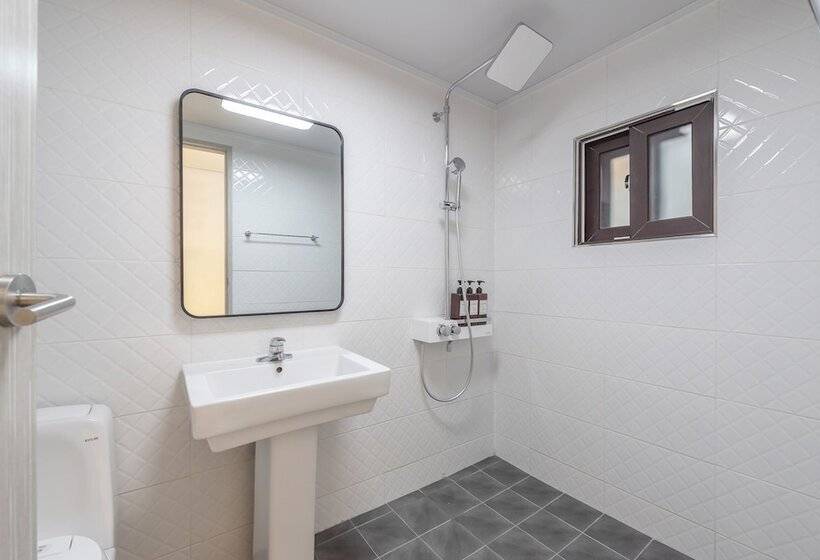 オーシャンビュースーペリアールーム, Whale S Dream