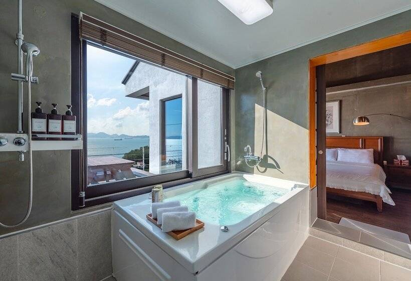 オーシャンビューデラックスルーム, Whale S Dream