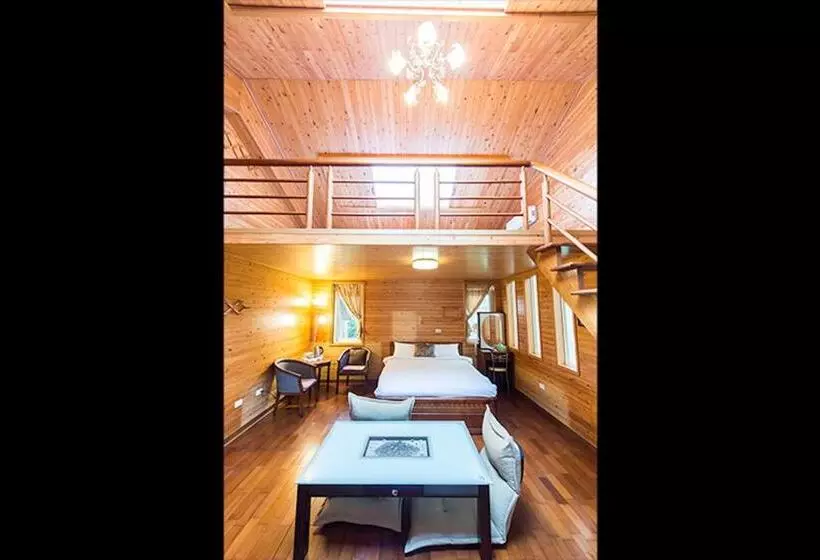 اتاق لوکس چهار تخته, Mandy's House B&b