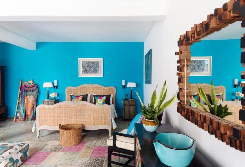 غرفة دور أخير, Owl And The Pussycat Hotel & Restaurant