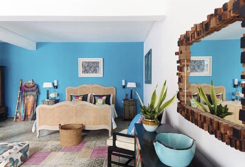 غرفة دور أخير, Owl And The Pussycat Hotel & Restaurant