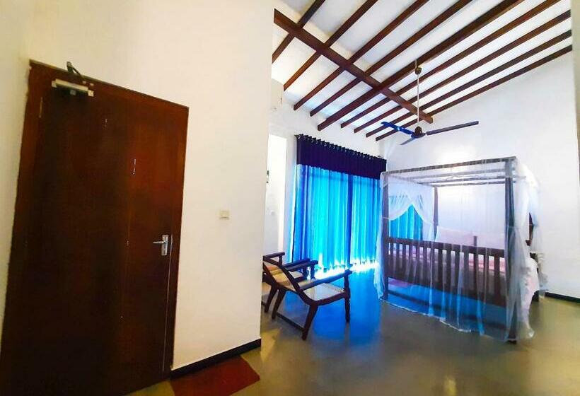 غرفة سوبيريور, Unawatuna Guest