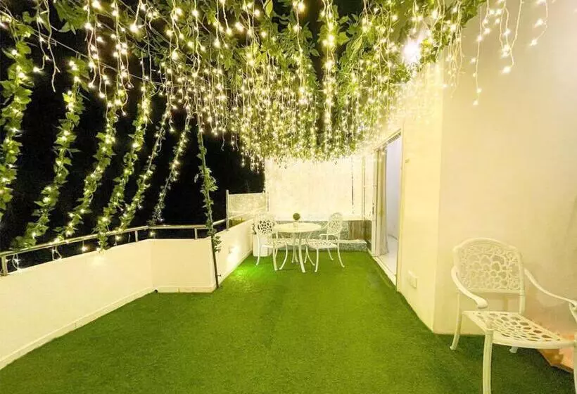 اتاق استاندارد با تراس و چشمانداز دریا, Planktons Beach