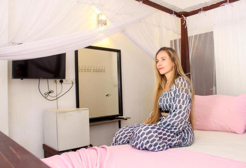 غرفة ديلوكس مزودة بشرفة, Unawatuna Guest