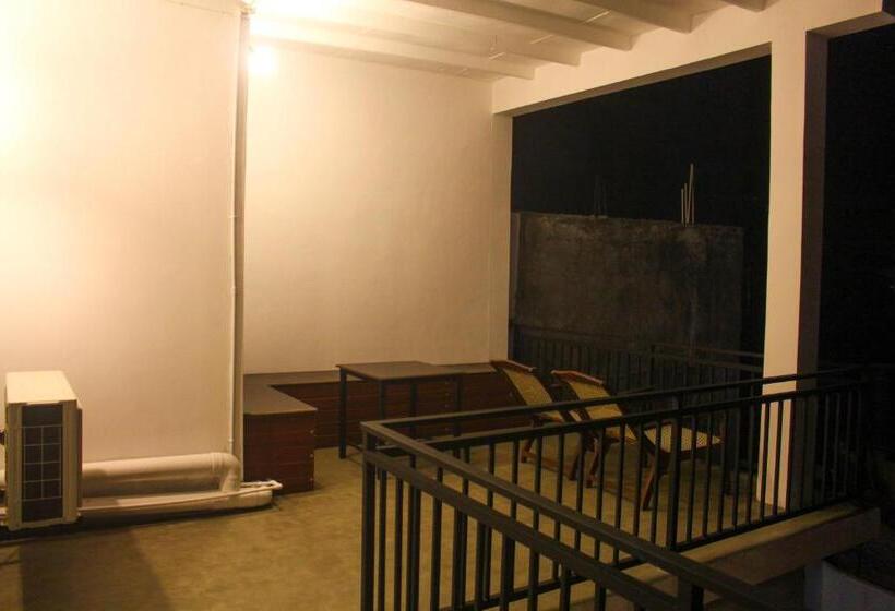 غرفة ديلوكس, Unawatuna Guest