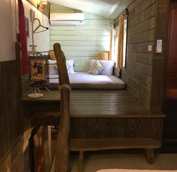 کلبه ییلاقی, A Home