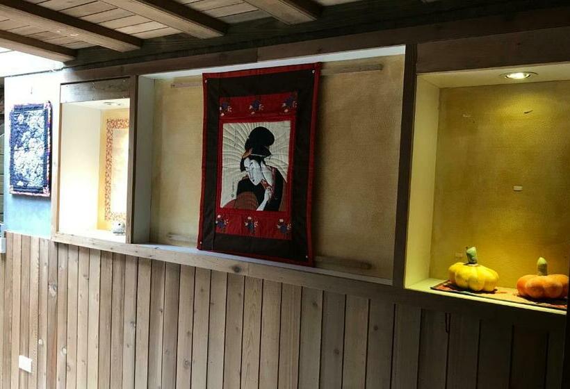 کلبه ییلاقی سوپریور یک خوابه, A Home