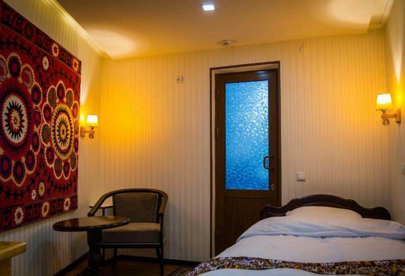 اتاق استاندارد یک نفره, Jahongir