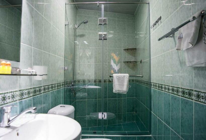 اتاق سوپریور, Jahongir