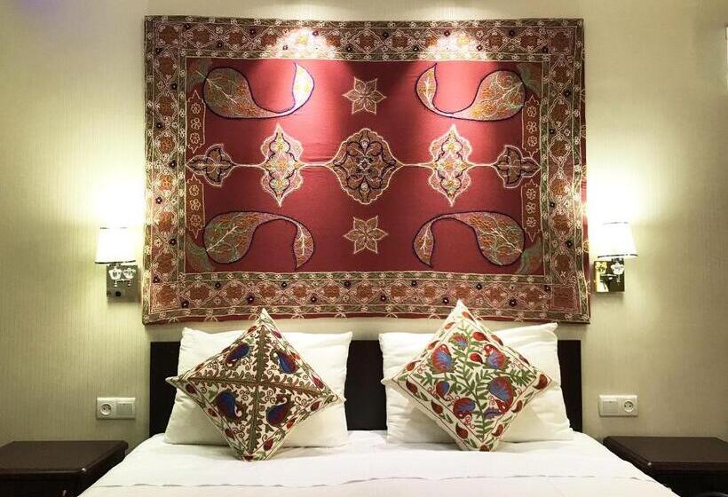 اتاق سوپریور, Jahongir