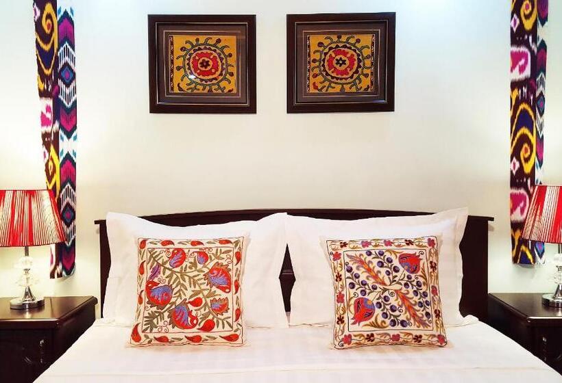 اتاق سوپریور, Jahongir