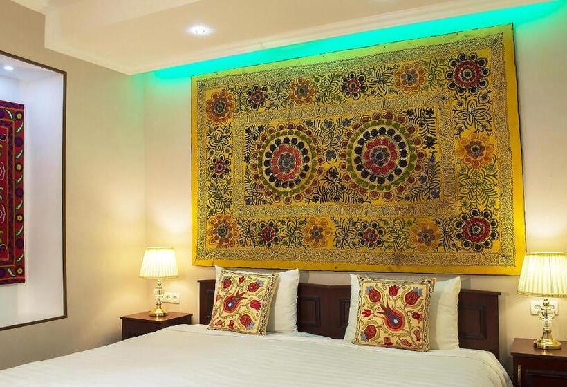 اتاق استاندارد, Jahongir