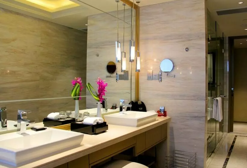 シティビューのデラックスルーム, New Century Grand Hotel Hangzhou Zheshang