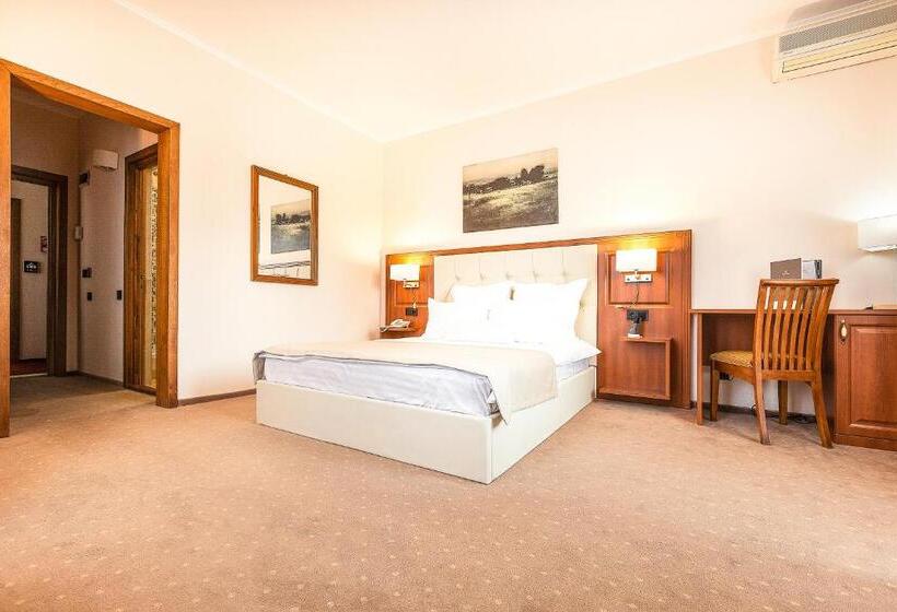 Quarto Superior, Athos R.m.t