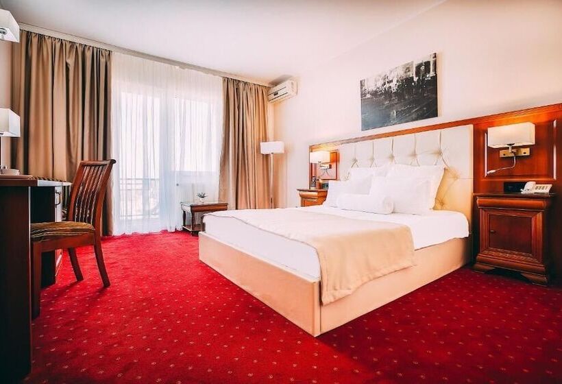 Quarto superior, Athos R.m.t