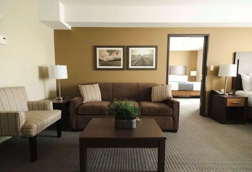 سوییت, Best Western Plus Lacombe Inn & Suites