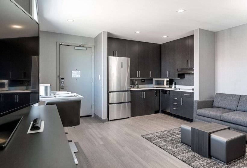 Люкс Адаптированный для Инвалидов, Homewood Suites By Hilton Boston Logan Airport Chelsea