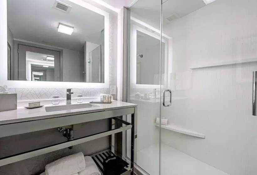 プレミアムスタジオ, Homewood Suites By Hilton Boston Logan Airport Chelsea
