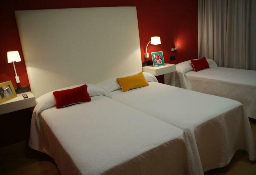 اتاق استاندارد سه تخته با سرویس بهداشتی مشترک, Ritual Alameda Sevilla