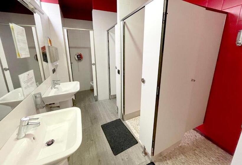 اتاق استاندارد با سرویس بهداشتی مشترک, Ritual Alameda Sevilla