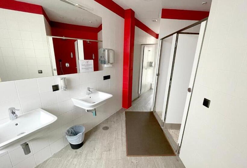 اتاق استاندارد با سرویس بهداشتی مشترک, Ritual Alameda Sevilla