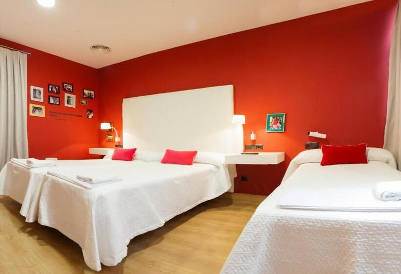 اتاق استاندارد سه نفره, Ritual Alameda Sevilla