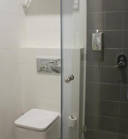 اتاق استاندارد سه نفره, Ritual Alameda Sevilla