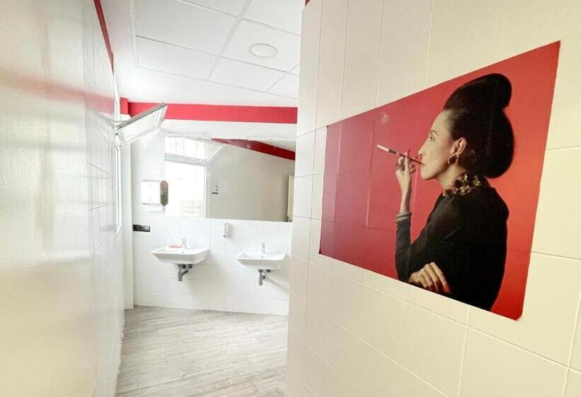 اتاق استاندارد با سرویس بهداشتی مشترک, Ritual Alameda Sevilla