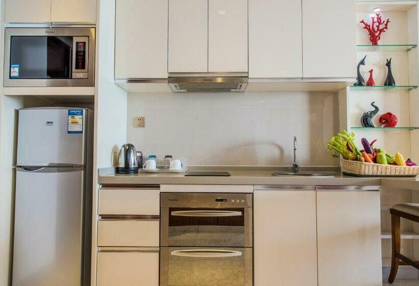 Deluxe Suite Sea View, Sanya Seacube Holiday