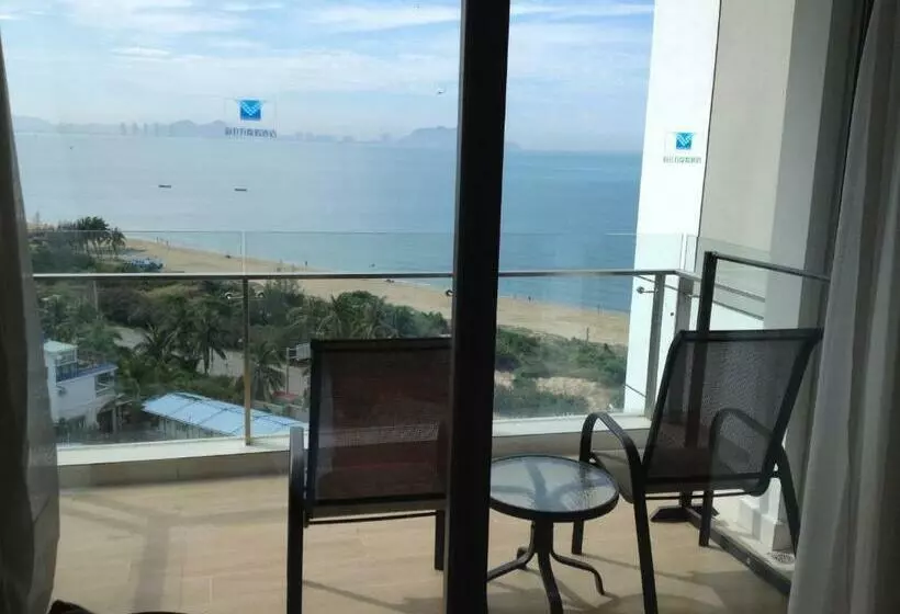 Deluxe Suite Sea View, Sanya Seacube Holiday