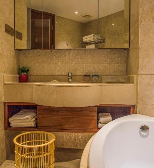 سوئیت خانواده 2 خوابه, Sanya Seacube Holiday