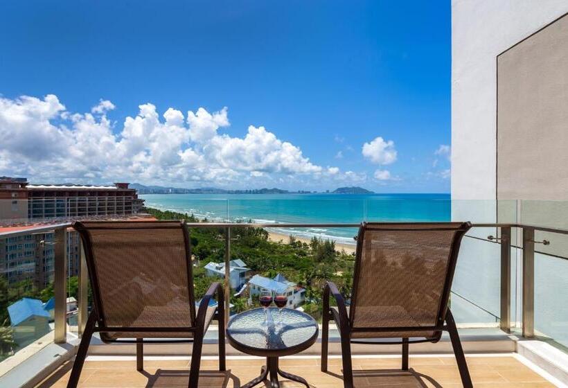 带大床的豪华间, Sanya Seacube Holiday