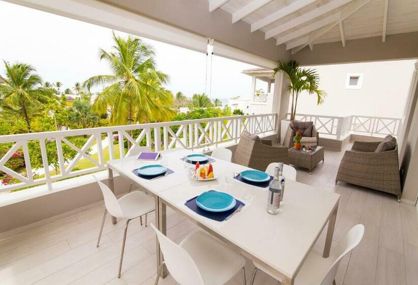 سوئیت پنت هاوس, TRACADERO Beach Club & Holidays Rentals