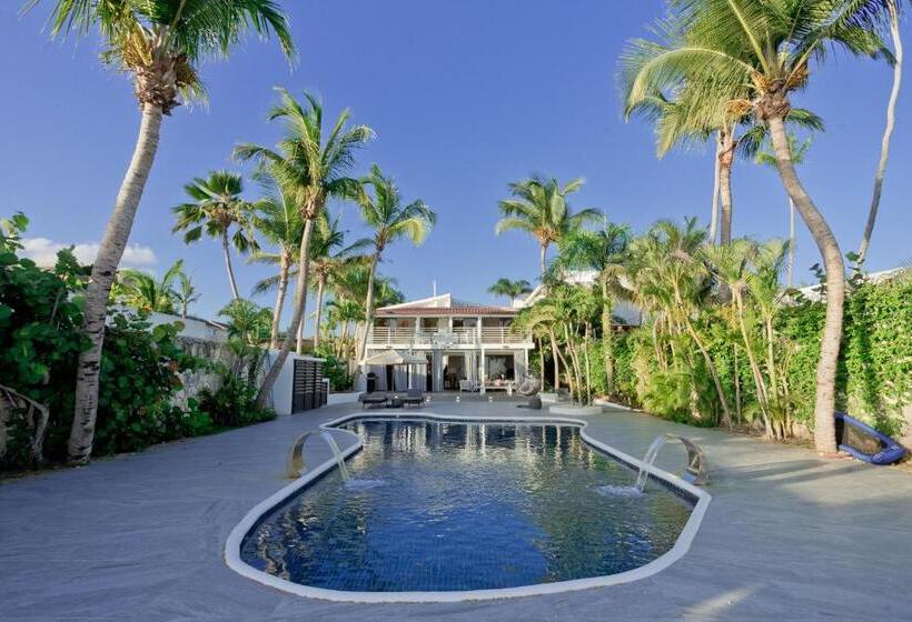 ویلای لوکس 1 خوابه, TRACADERO Beach Club & Holidays Rentals