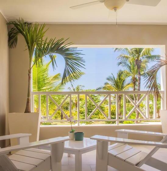 سوییت, TRACADERO Beach Club & Holidays Rentals