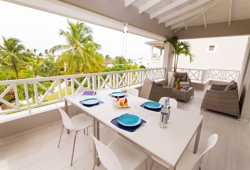 1 Bedroom Penthouse Apartment, TRACADERO Beach Club & Holidays Rentals