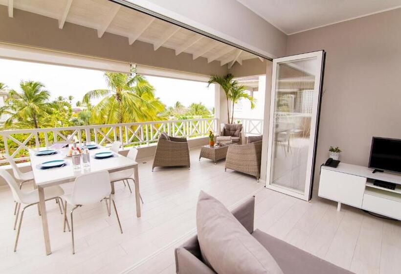 سوئیت پنت هاوس, TRACADERO Beach Club & Holidays Rentals