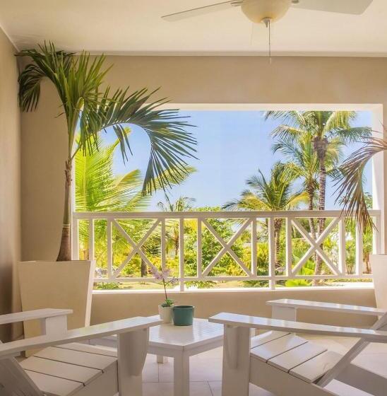 سوییت, TRACADERO Beach Club & Holidays Rentals