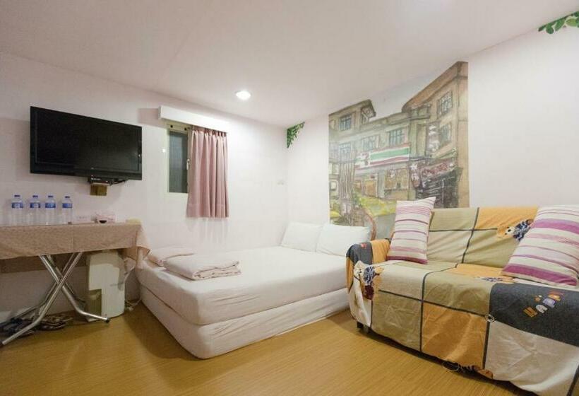 اتاق خانوادگی, Jiufen Ligin B&b