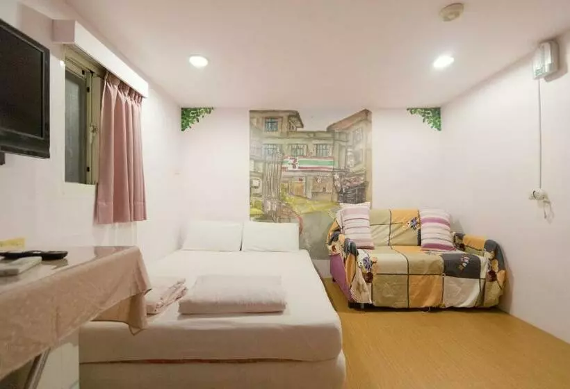 اتاق خانوادگی, Jiufen Ligin B&b