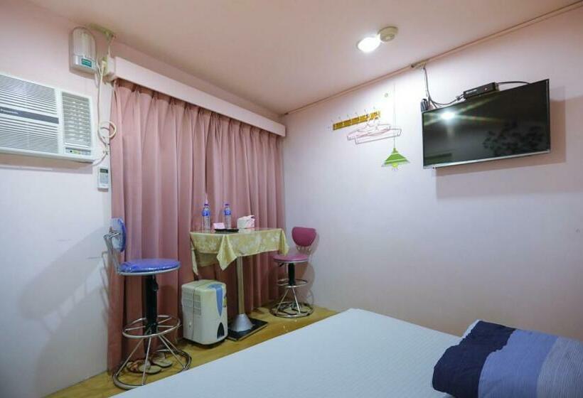 اتاق استاندارد, Jiufen Ligin B&b