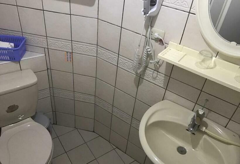 اتاق استاندارد, Jiufen Ligin B&b