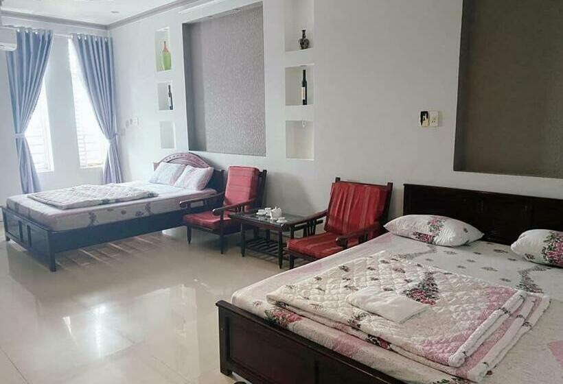 اتاق خانوادگی, Như Mai Guest House